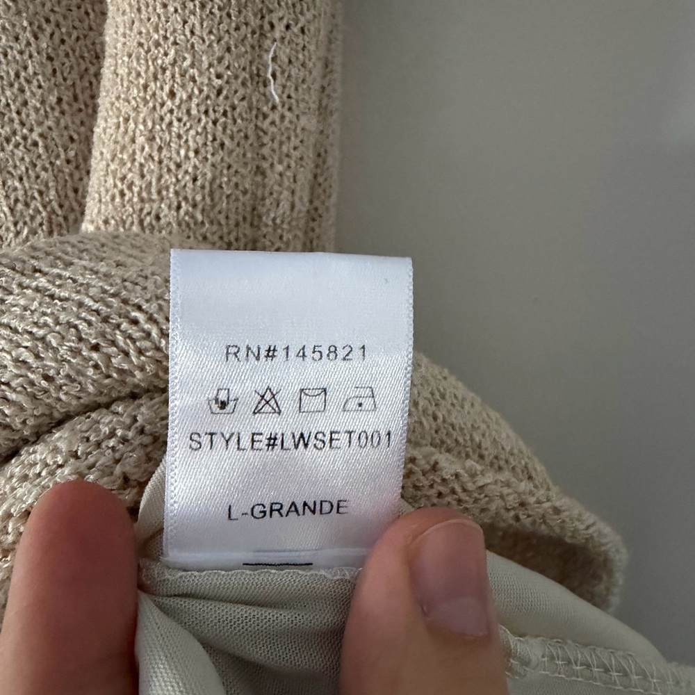 Listicle Women's Beige/Cream Knit Sweater Lounge Set Size Large - Picture 10 of 12